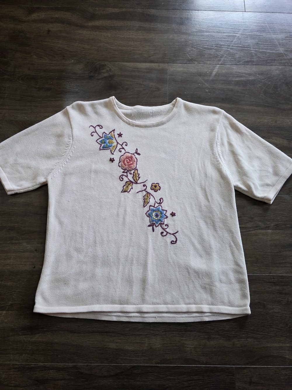 Vintage Cottagecore Cream Knit Sweater Floral Embroidered Boho Short Sleeve M